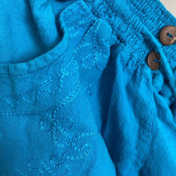 Blue detailed flowy shorts - Picture 3 of 5